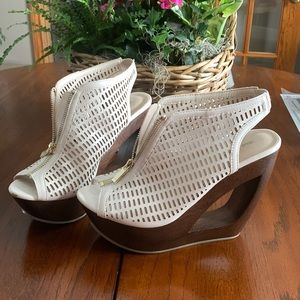 Wedges, brand spring, size 8.5, cream pleather gold zippers dark wood heels